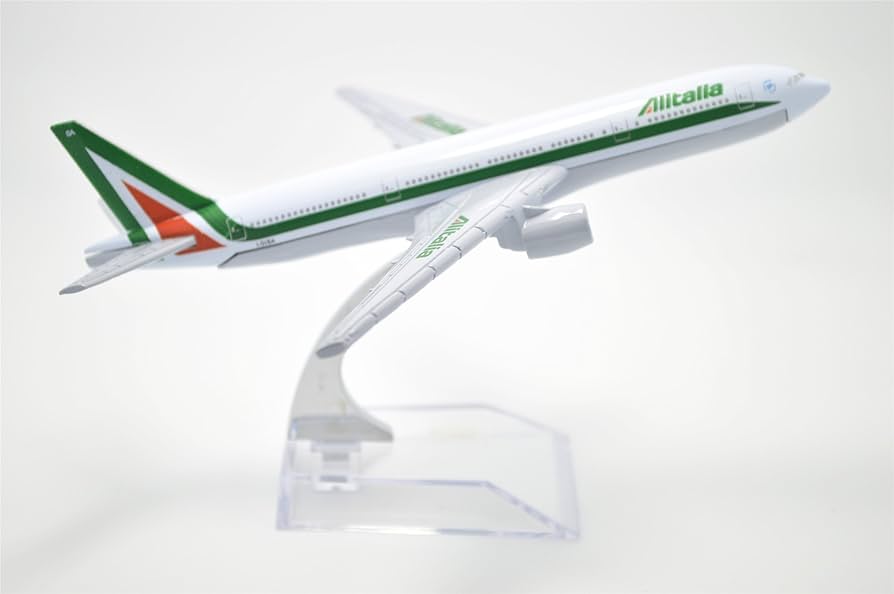 アリタリア航空　ボーイング747 1:130スケール　プラモデル アリタリア航空 ボーイング747 1:130スケール プラモデル - メルカリ